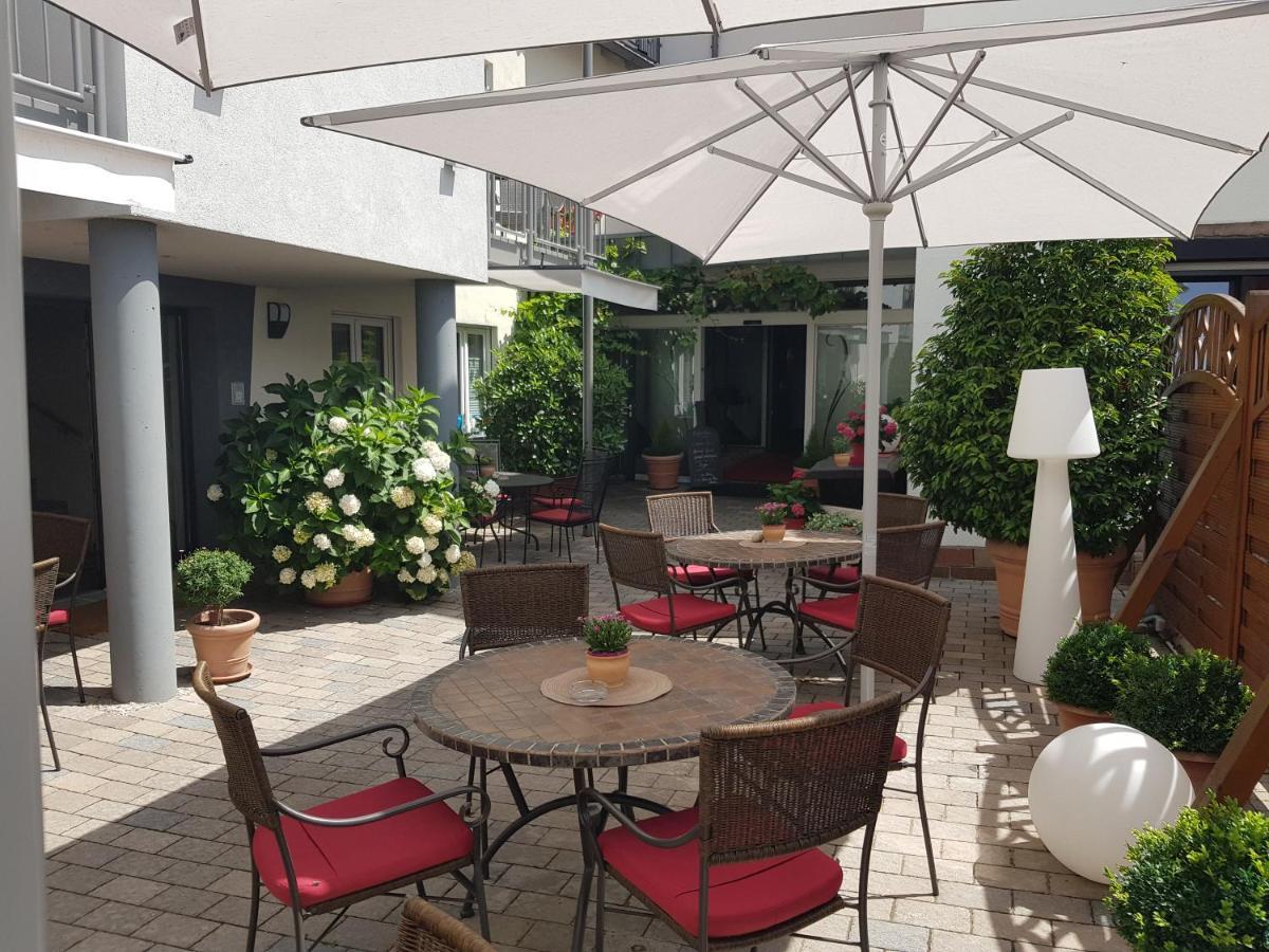 Hotel-Restaurant Pfaelzer Hof Edenkoben Dış mekan fotoğraf