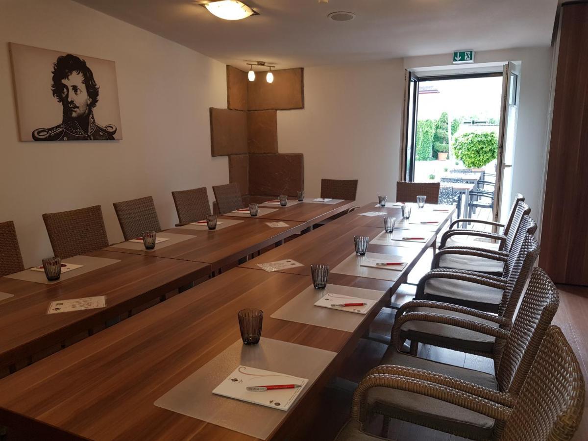 Hotel-Restaurant Pfaelzer Hof Edenkoben Dış mekan fotoğraf