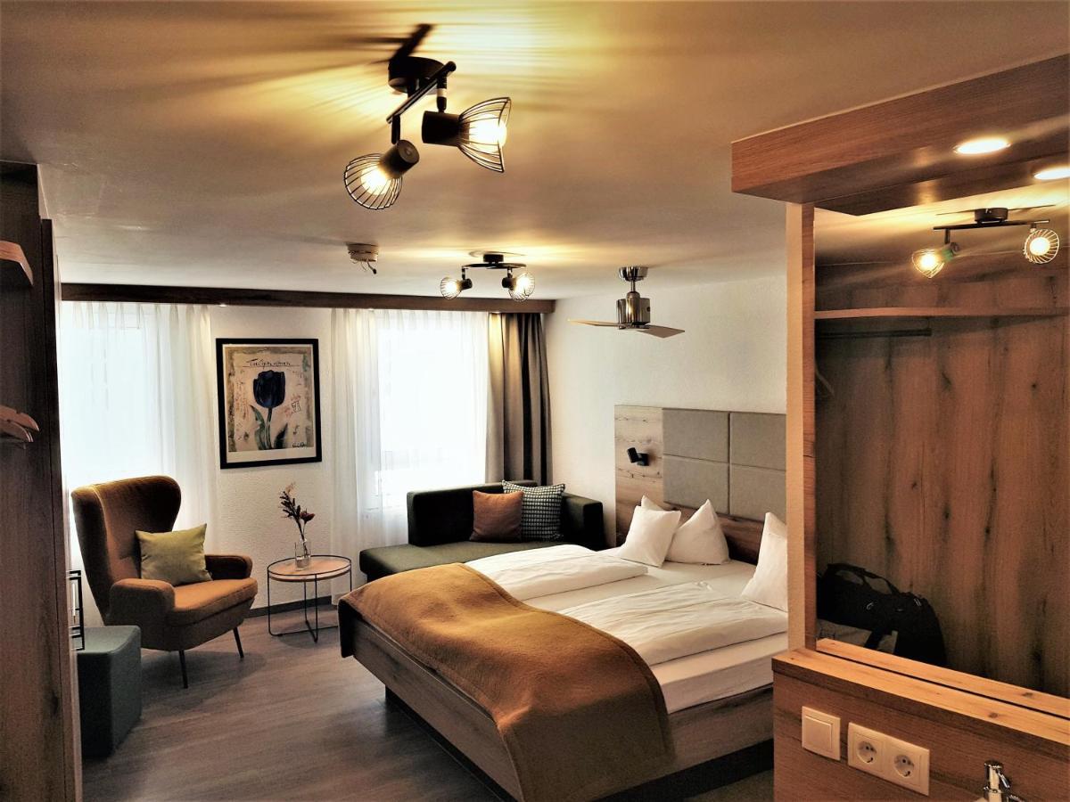 Hotel-Restaurant Pfaelzer Hof Edenkoben Dış mekan fotoğraf