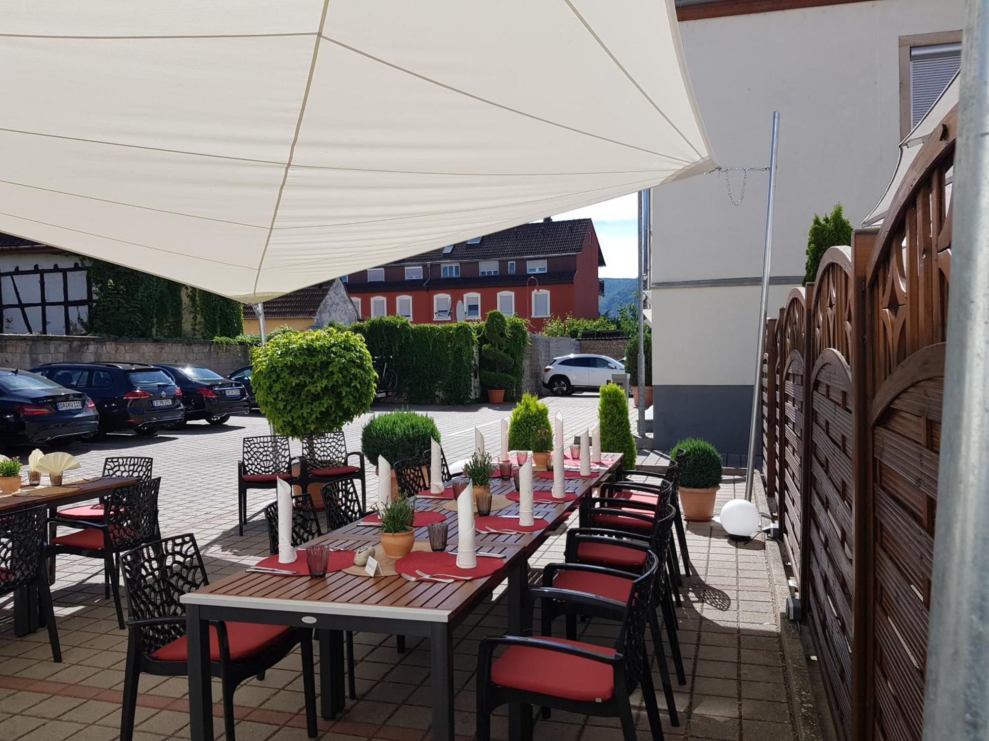 Hotel-Restaurant Pfaelzer Hof Edenkoben Dış mekan fotoğraf