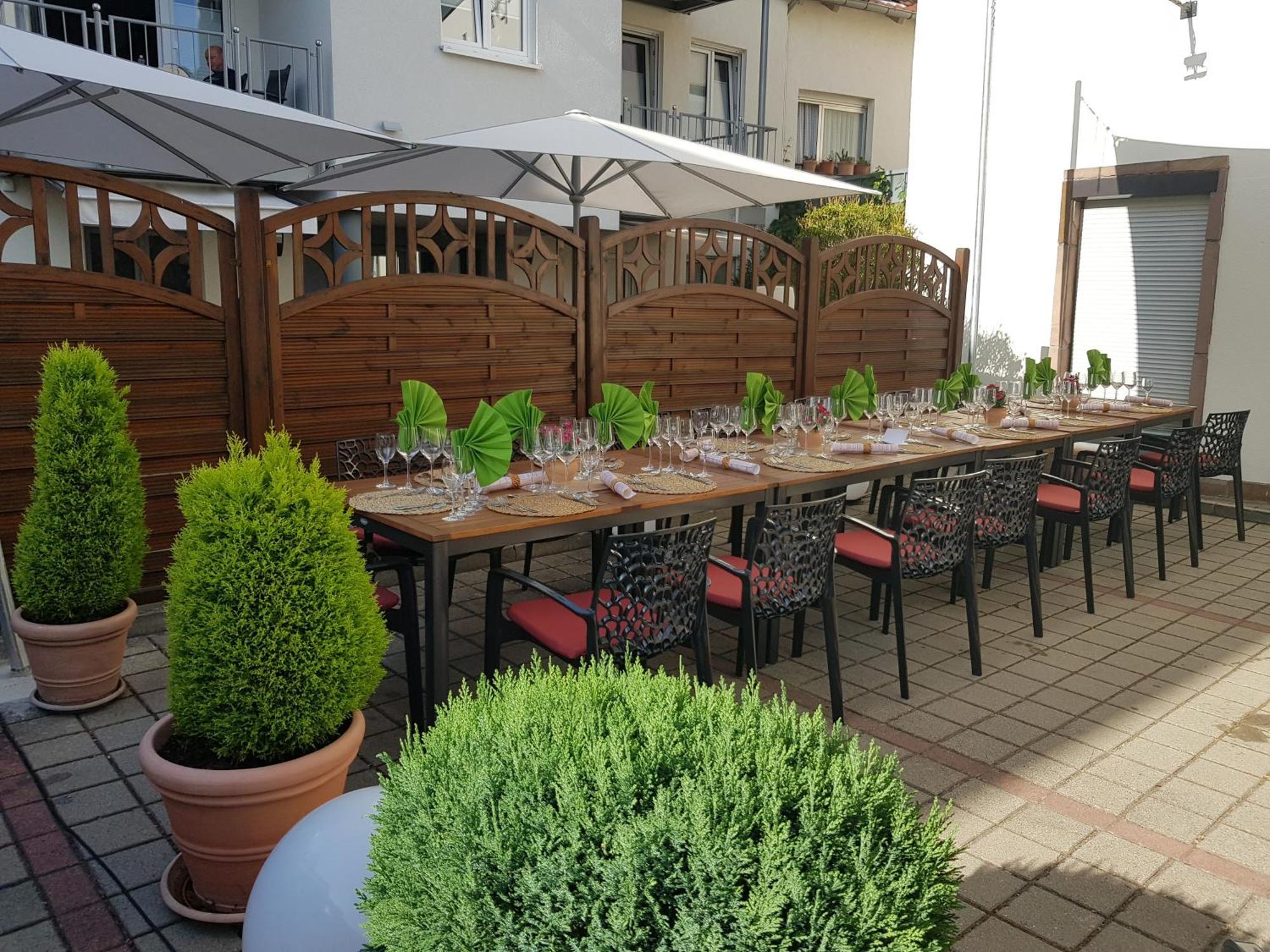 Hotel-Restaurant Pfaelzer Hof Edenkoben Dış mekan fotoğraf