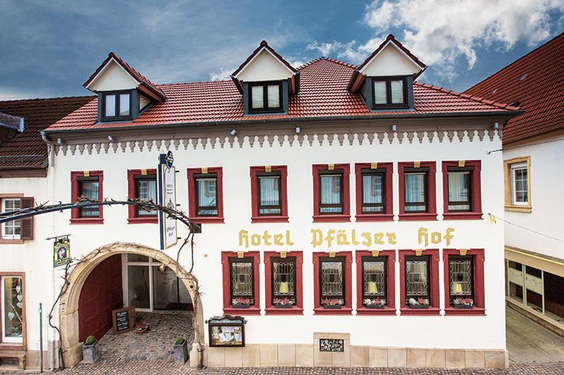 Hotel-Restaurant Pfaelzer Hof Edenkoben Dış mekan fotoğraf